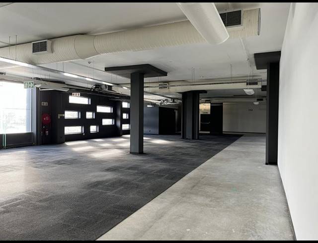 BUSINESS PROPERTY TO RENT IN NORTHGATE ISLAND